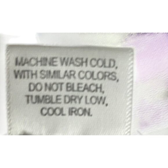 Natori womens robe small multi floral 48’ long 42’ chest - Picture 7 of 7